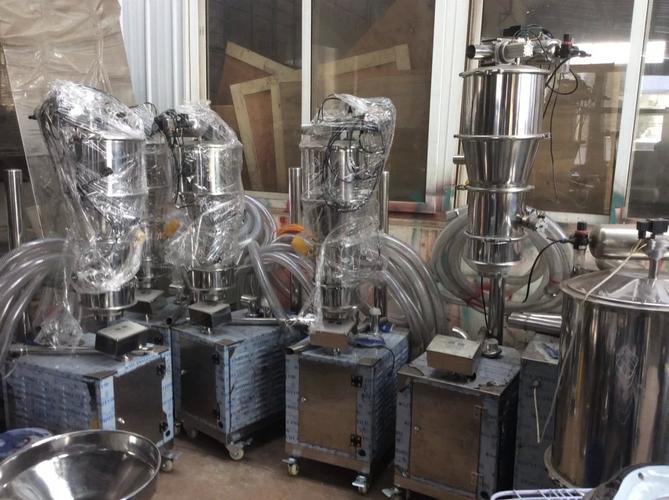 供應自動上料機 塑料吸料機、真空吸料機與全自動上料機的全面解析